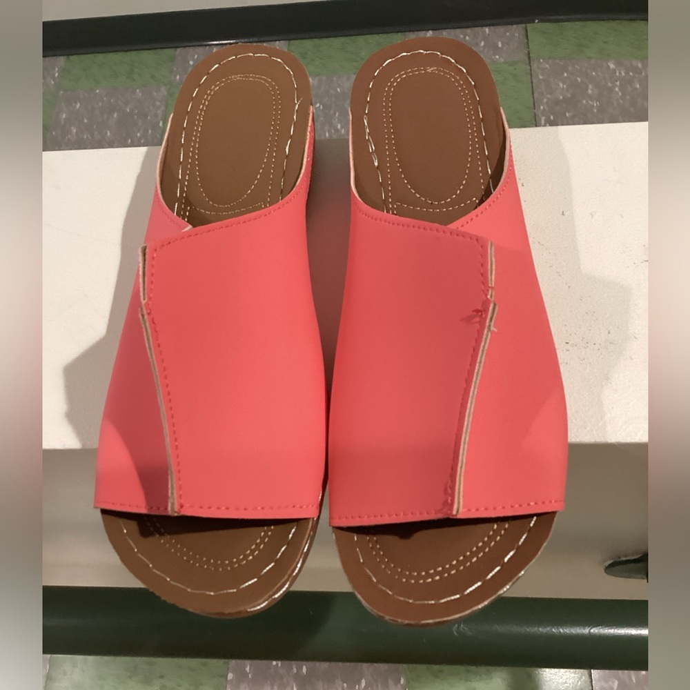 Slip on on sandals. Size:9.5